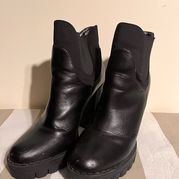 Source Unknown Shoes - Source Unknown Black Heeled Boots